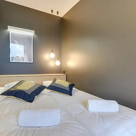Garnizon With Parking & Balcony Gdansk